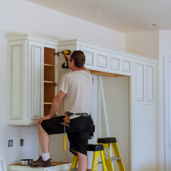 Professional Cabinet Delivery Installation Team